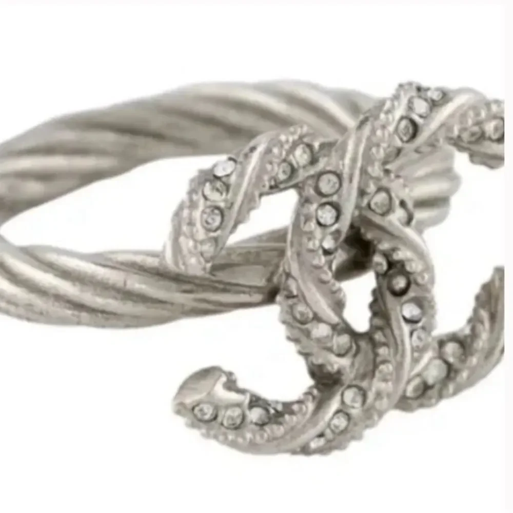 Authentic *Chanel* Braided Strass CC Ring Sz 6.5 EUC